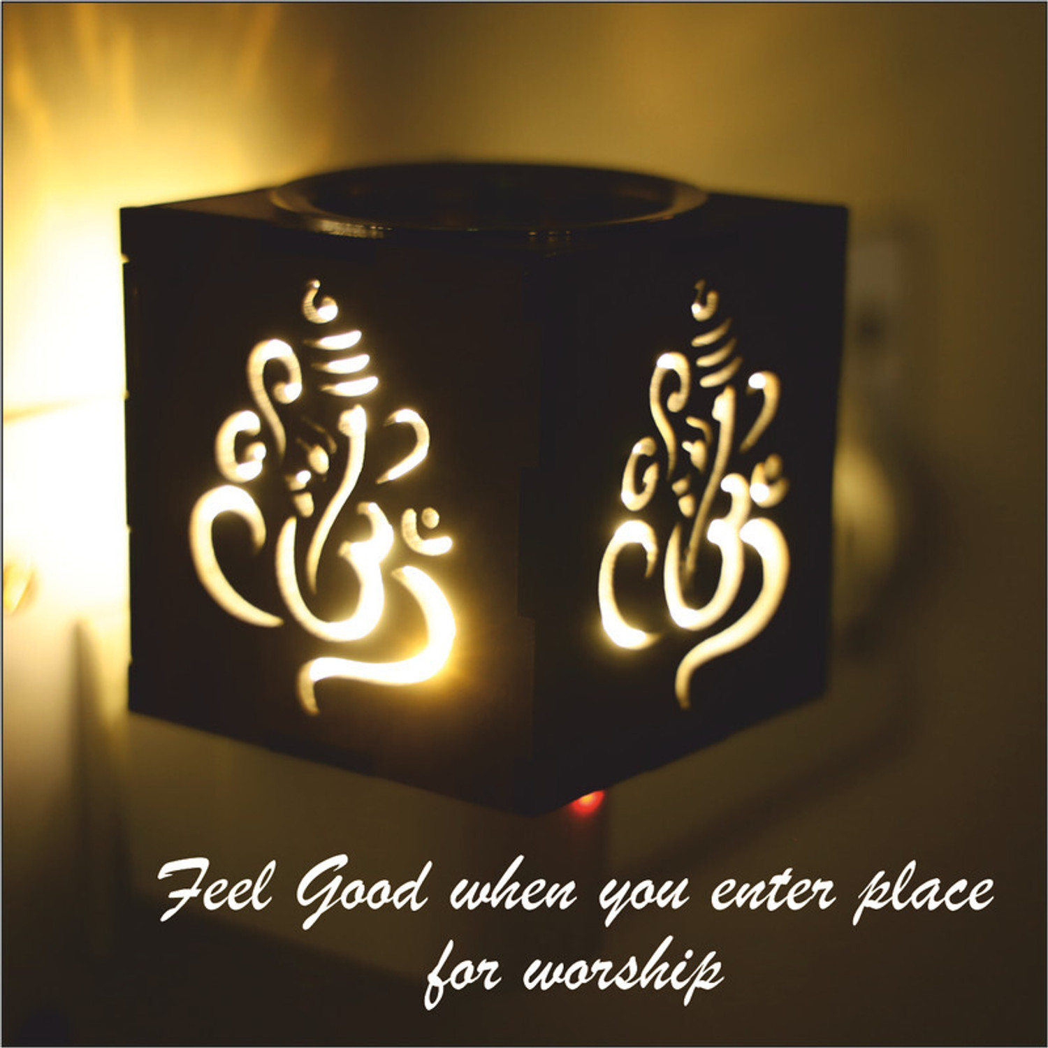 Image of SRM Electrical Camphor Diffuser with On /Off Switch to Toggle Between Burner& Lamp Ceramic, Wooden Incense Holder