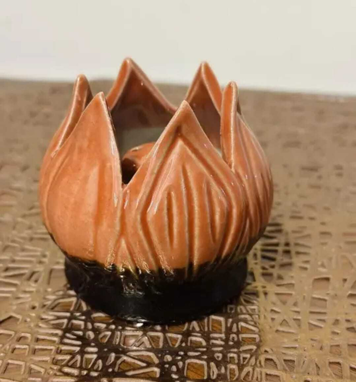 Image of JIYA ELEGANCE Terracotta Incense Holder