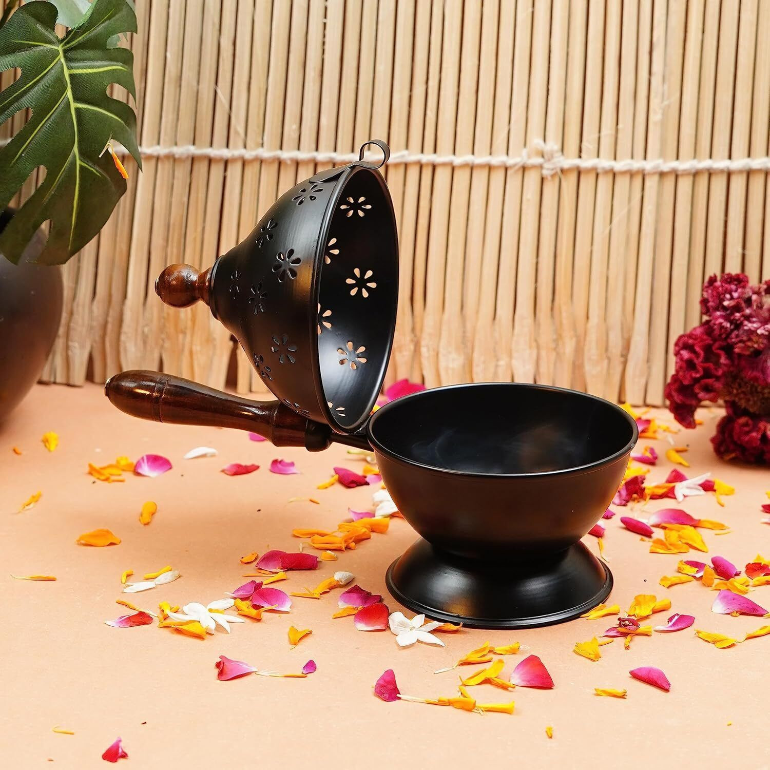 Image of AR Impex Metal Loban Dhoop Dani /Dhoop Dani Stand Burner for Home Office Temple Puja Brass Incense Holder