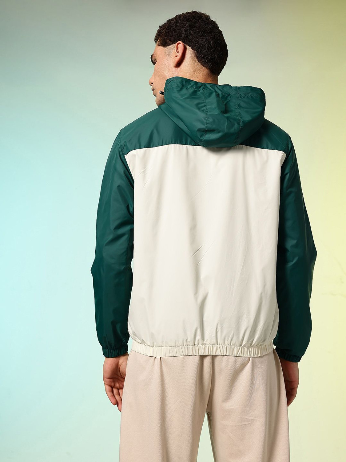 Image of HRX by Hrithik Roshan Full Sleeve Colorblock Men Jacket