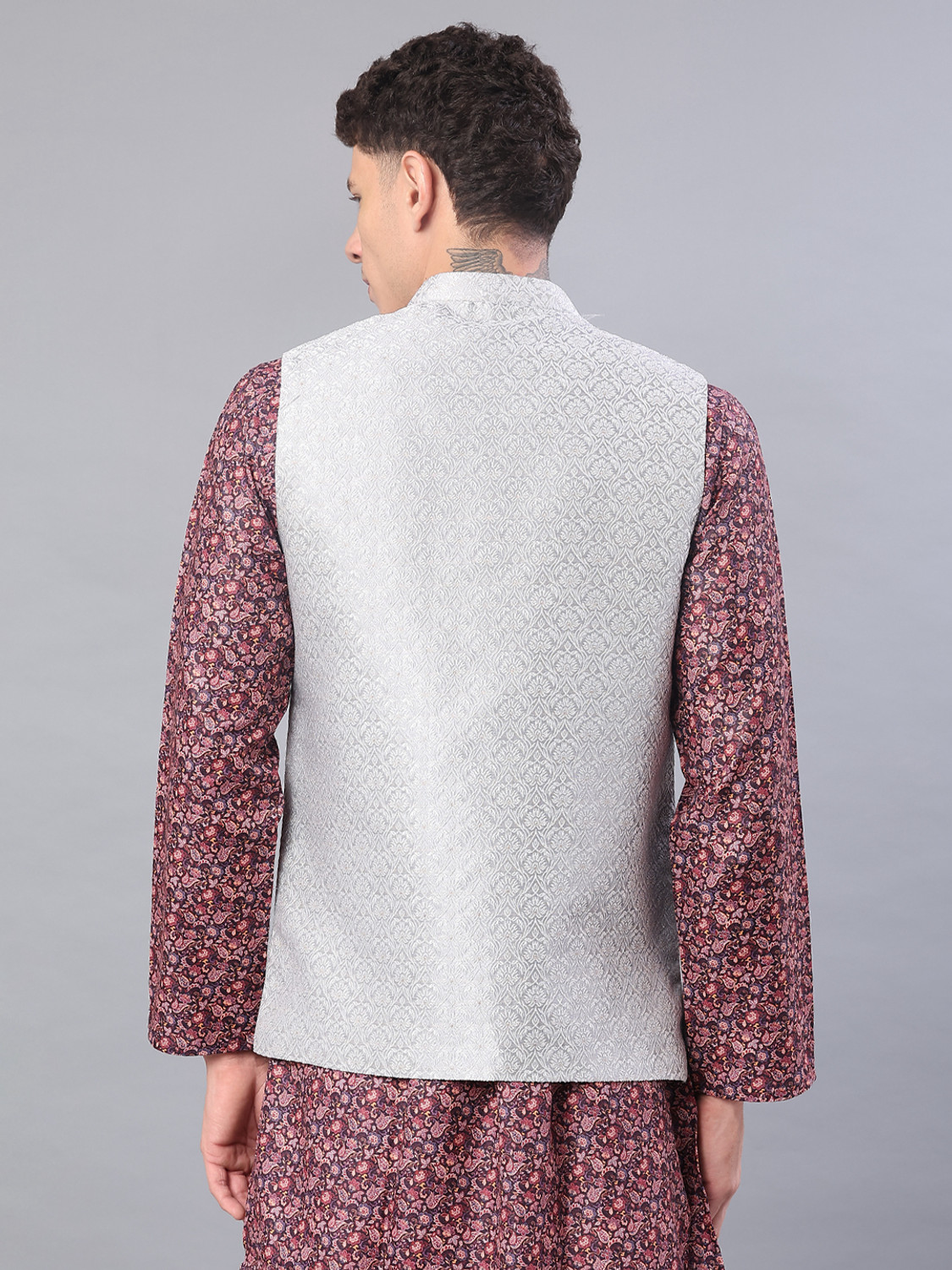 Image of V-MART Sleeveless Self Design Men Jacket