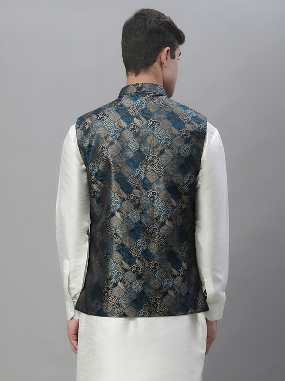 Image of ANOUK Sleeveless Self Design Men Jacket