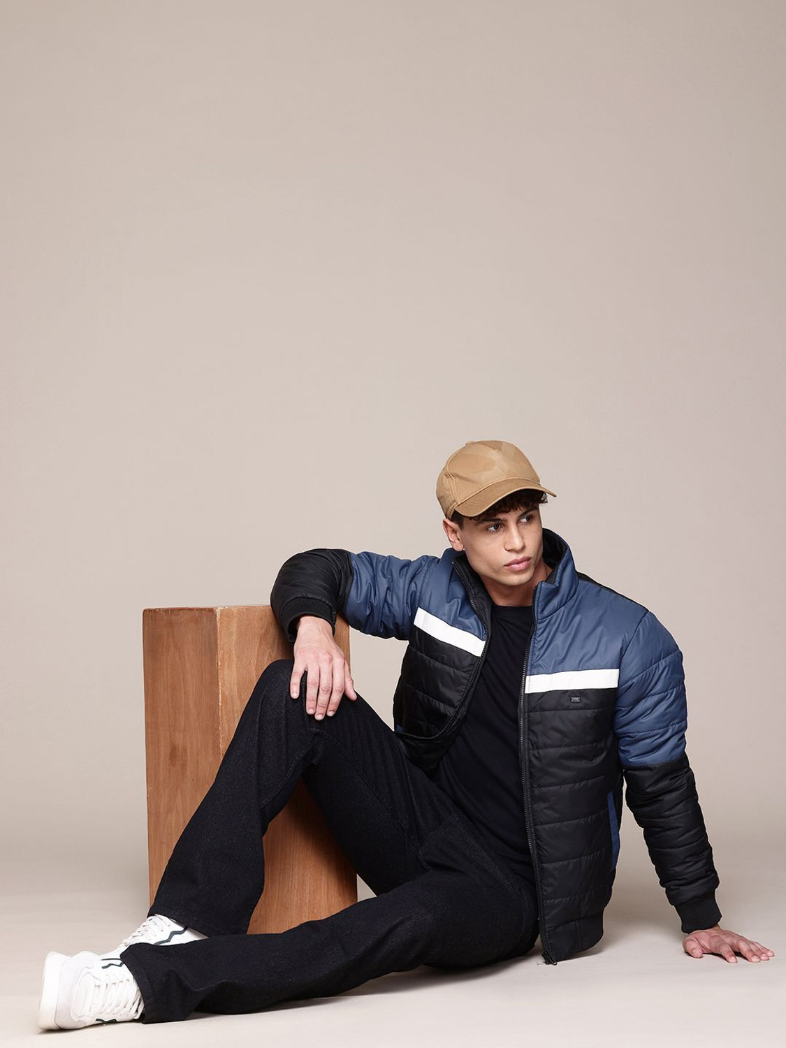 Image of Roadster Full Sleeve Colorblock Men Jacket