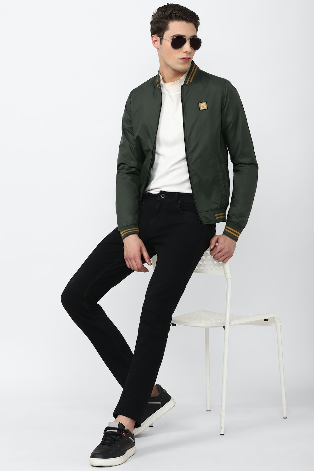 Image of VAN HEUSEN Full Sleeve Striped Men Jacket