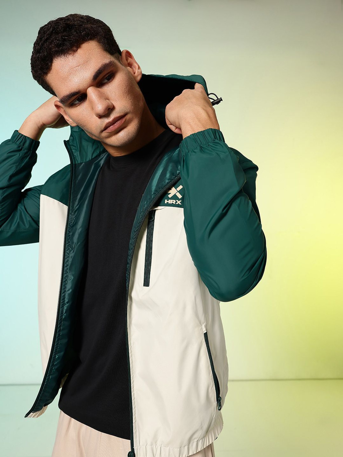 Image of HRX by Hrithik Roshan Full Sleeve Colorblock Men Jacket