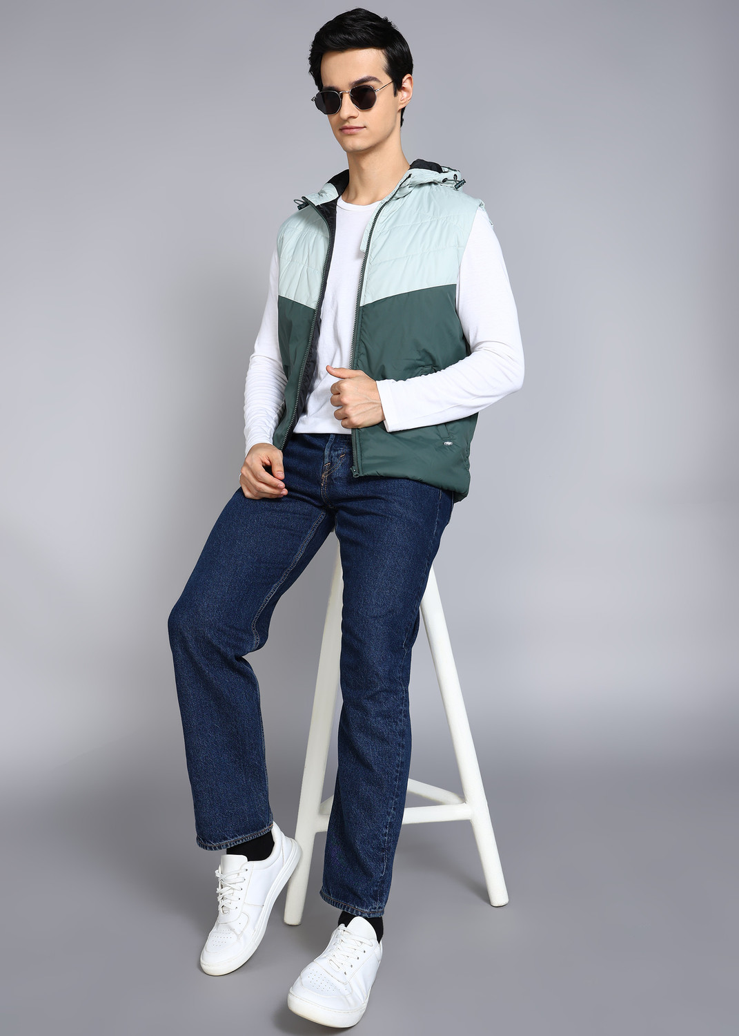 Image of METRONAUT Sleeveless Colorblock Men Jacket