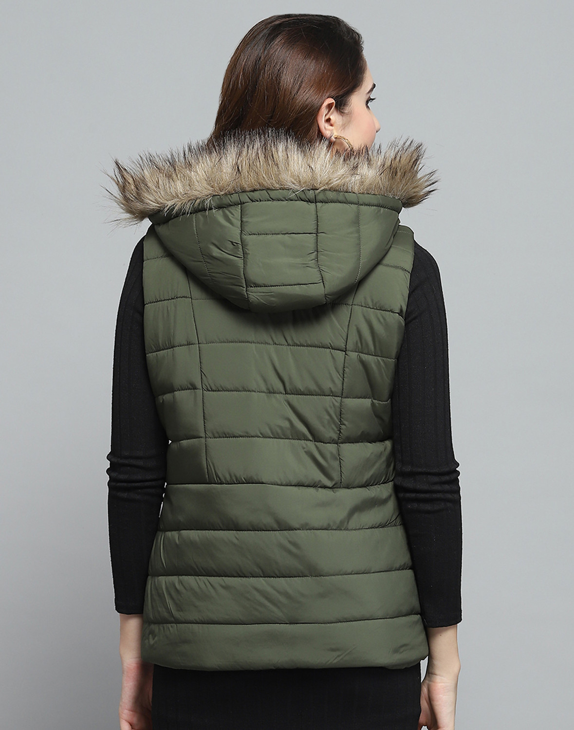 Image of MONTE CARLO Sleeveless Solid Women Jacket