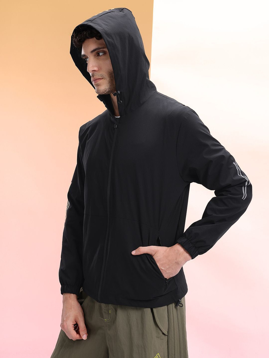 Image of HRX by Hrithik Roshan Full Sleeve Printed Men Sports Jacket