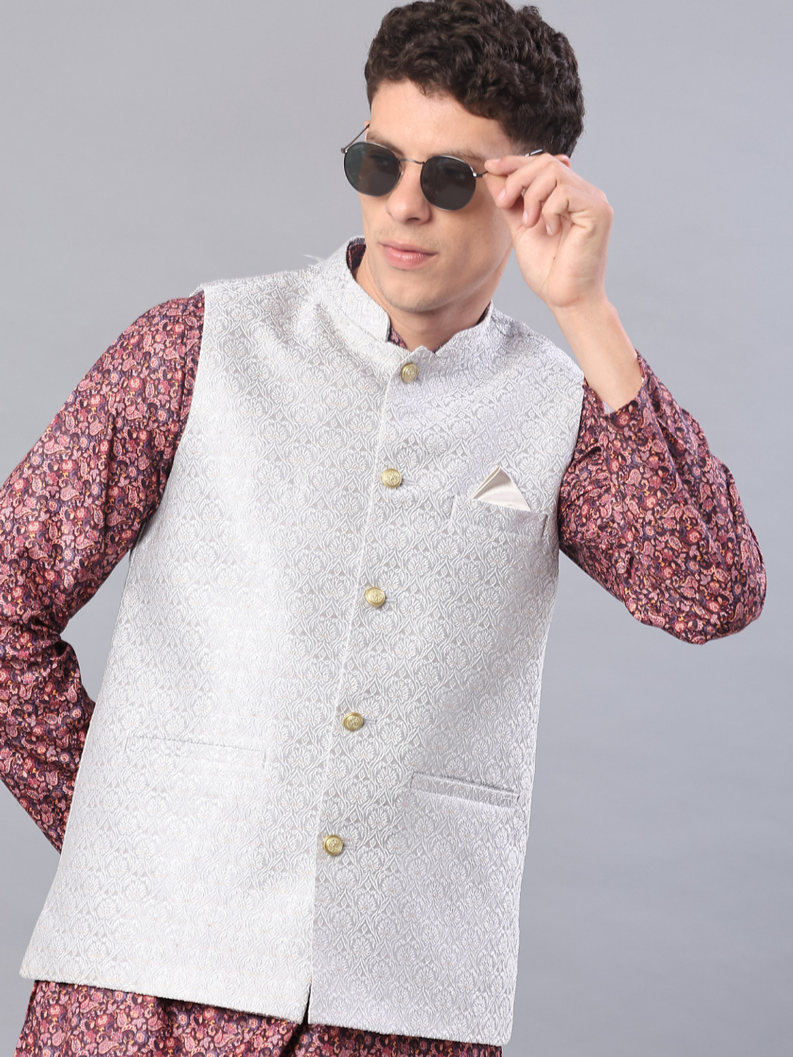 Image of V-MART Sleeveless Self Design Men Jacket