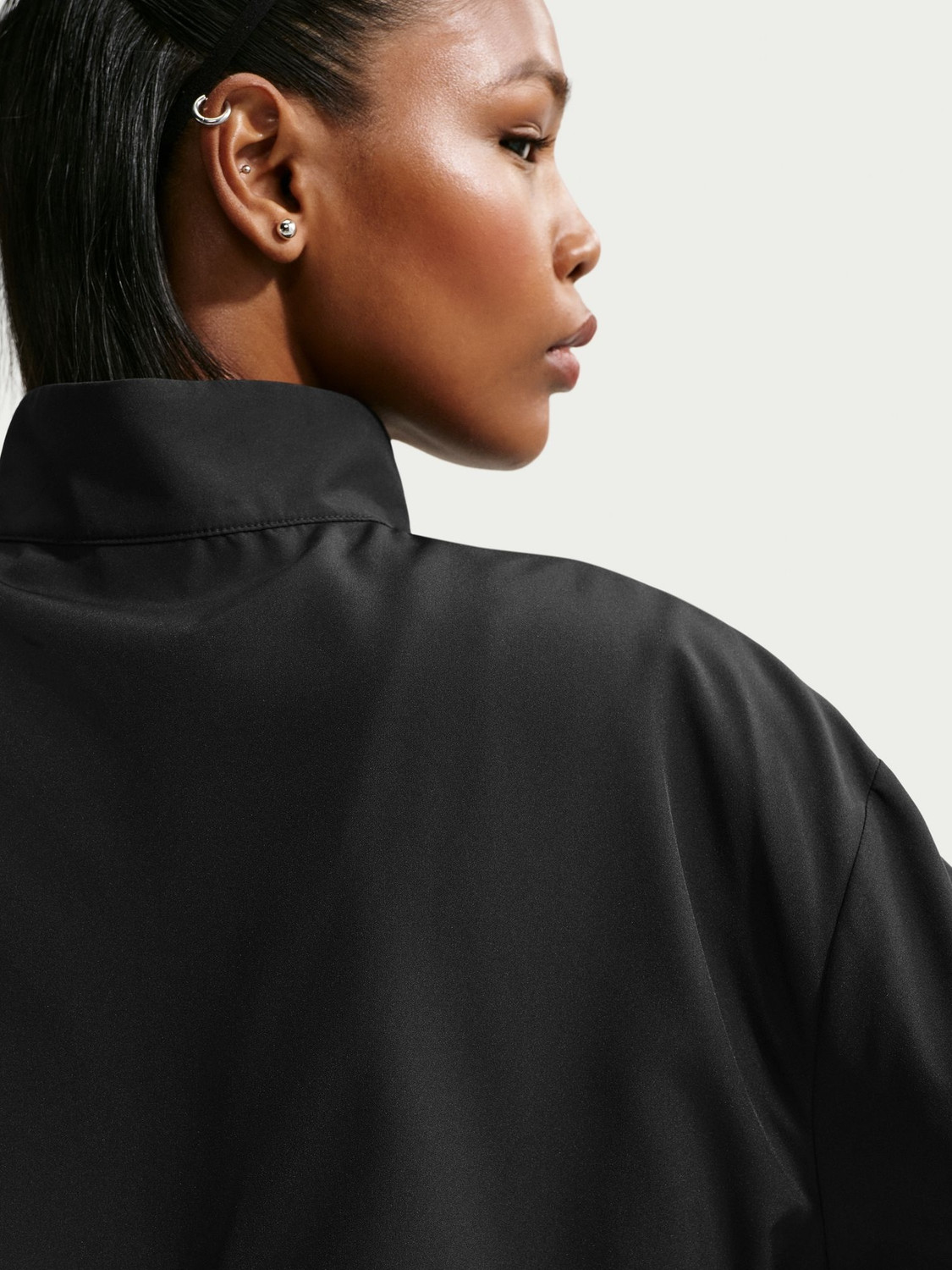 Image of NIKE Full Sleeve Solid Women Jacket