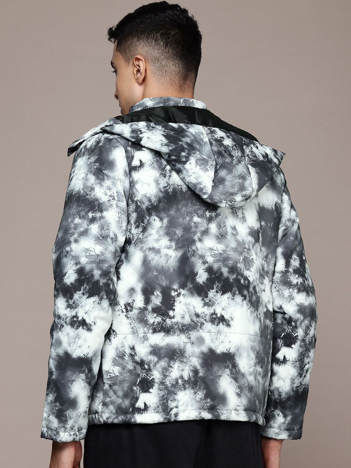 Image of Roadster Men Printed Padded Jacket