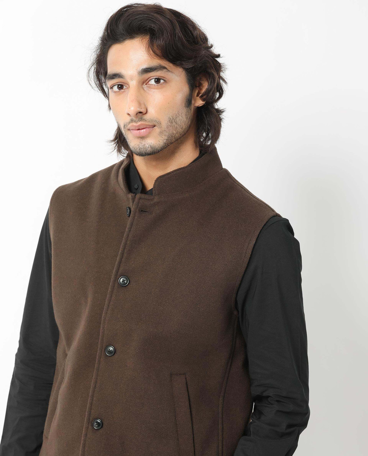 Image of RARE RABBIT Sleeveless Solid Men Jacket