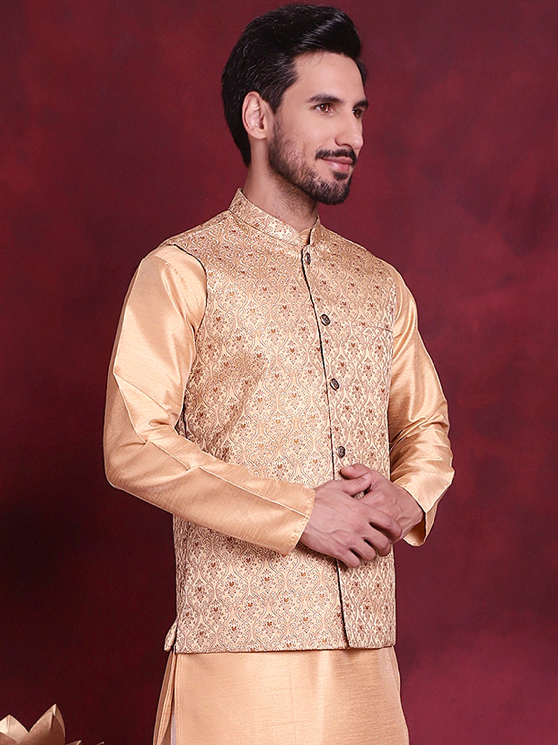Image of Jompers Sleeveless Woven Design Men Jacket