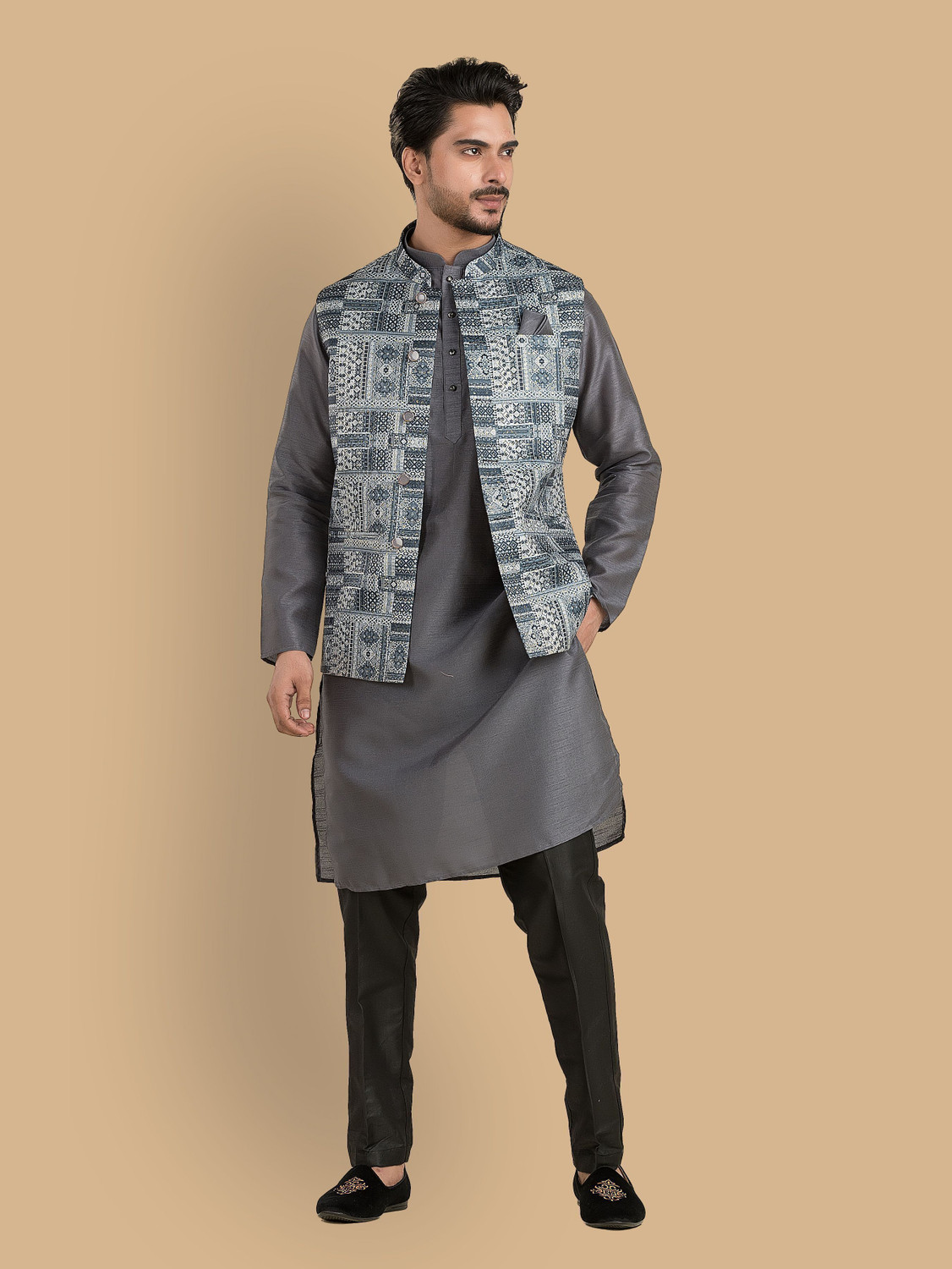 Image of TRENDS OF ETHNIC Sleeveless Geometric Print Men Jacket