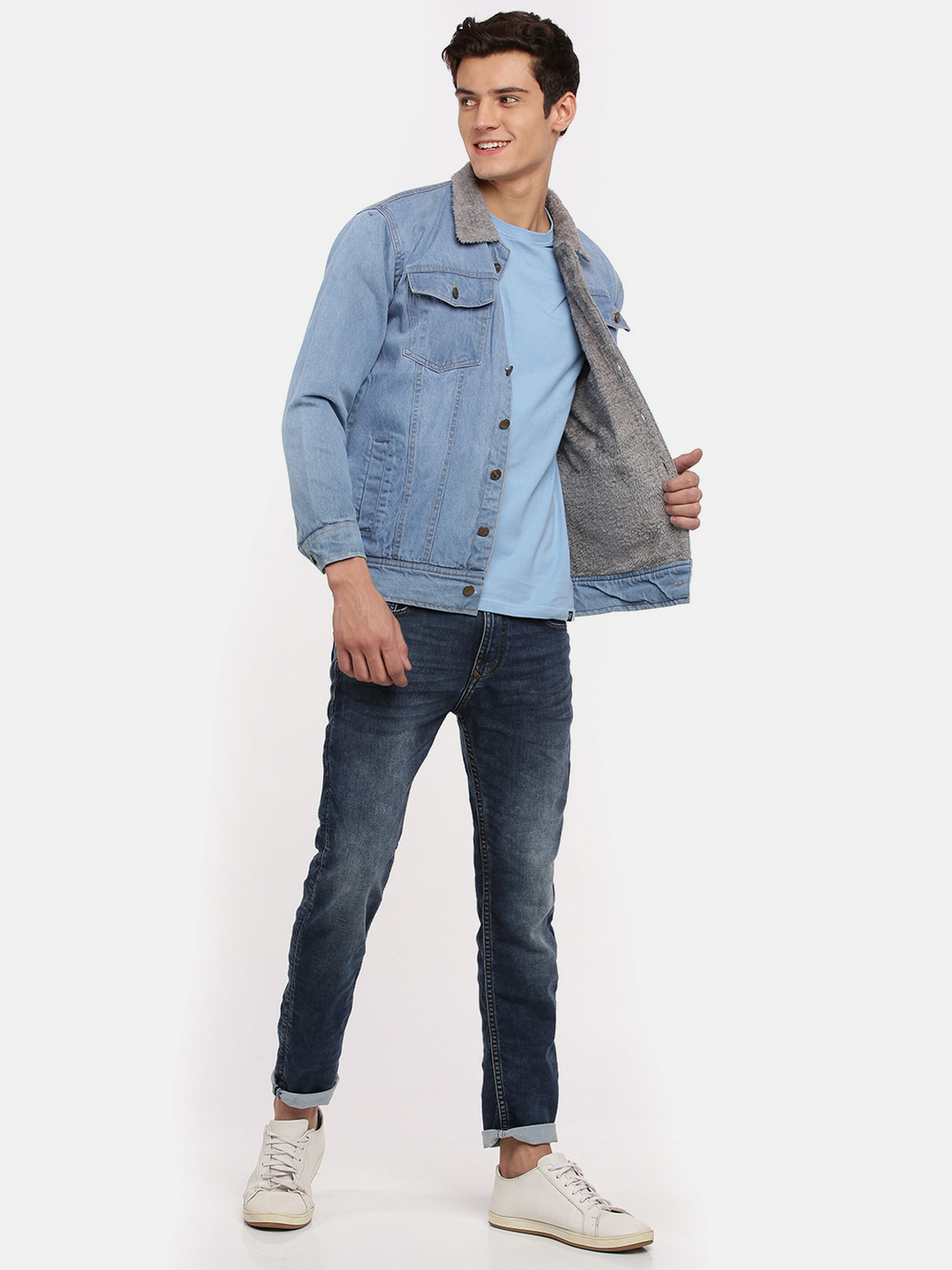 Image of VOGATI Full Sleeve Washed Men Denim Jacket