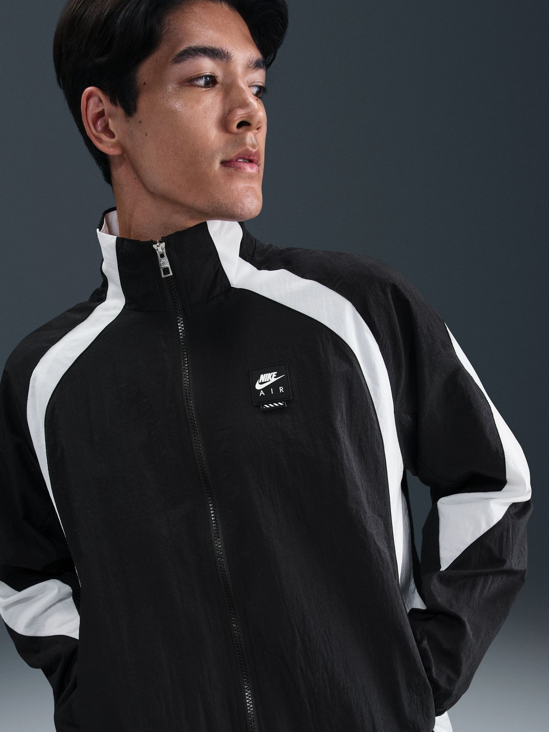 Image of NIKE Full Sleeve Colorblock Men Jacket