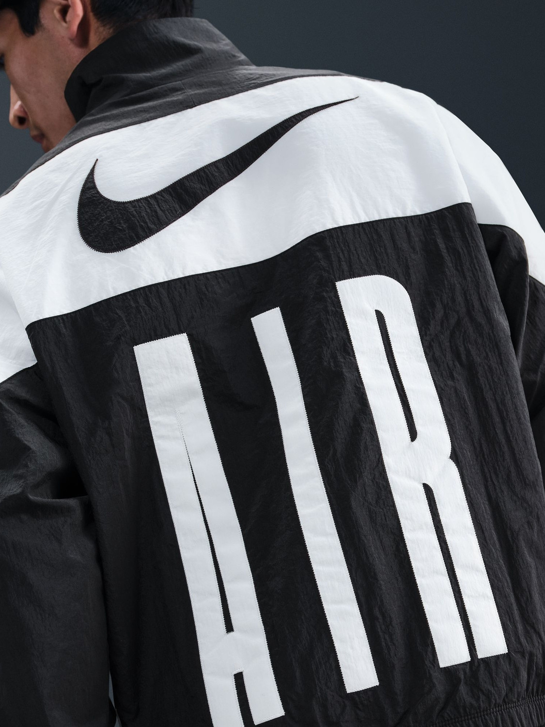 Image of NIKE Full Sleeve Colorblock Men Jacket