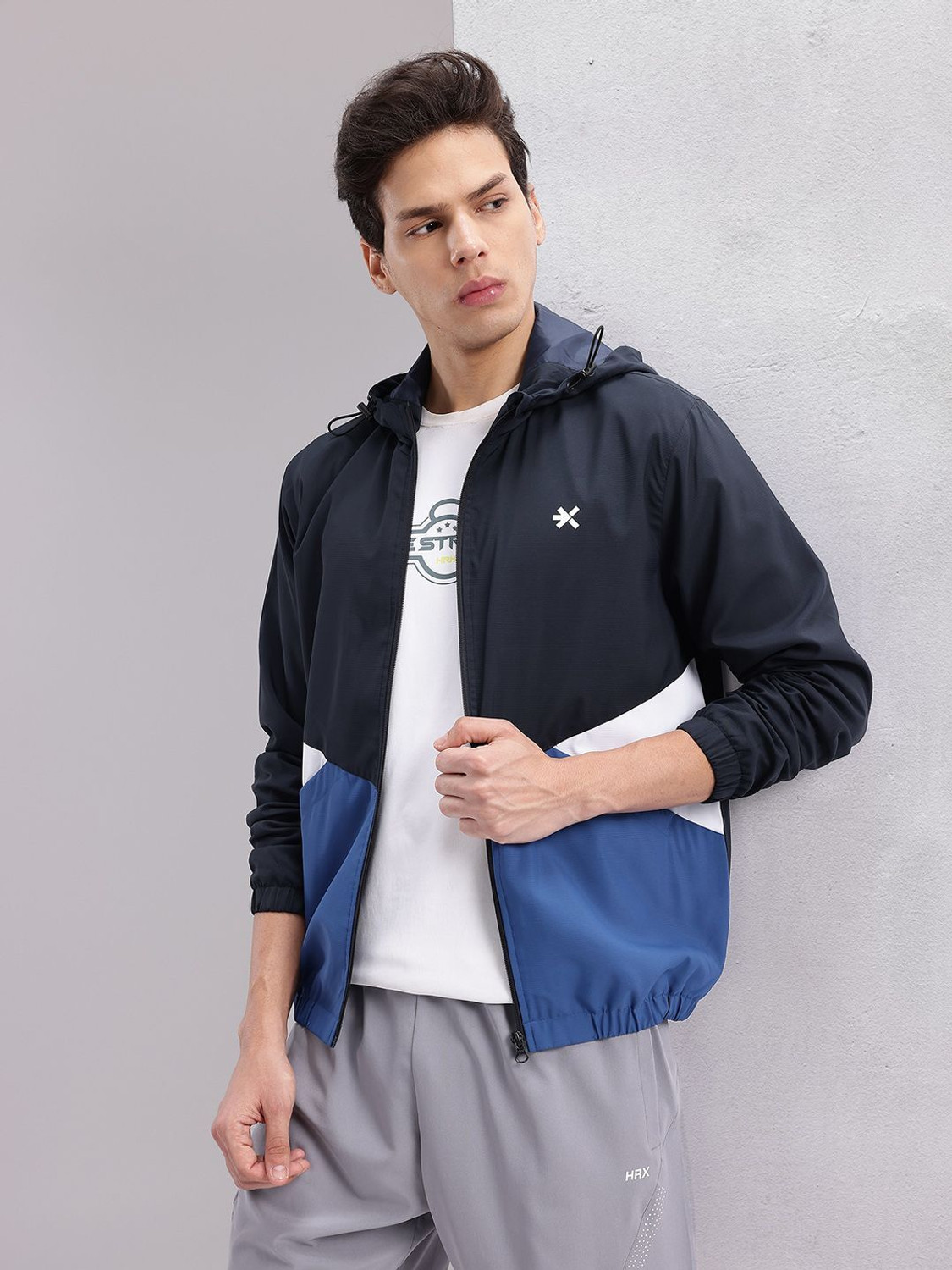 Image of HRX by Hrithik Roshan Full Sleeve Colorblock Men Jacket