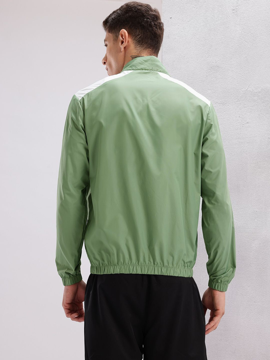 Image of HRX by Hrithik Roshan Full Sleeve Solid Men Sports Jacket