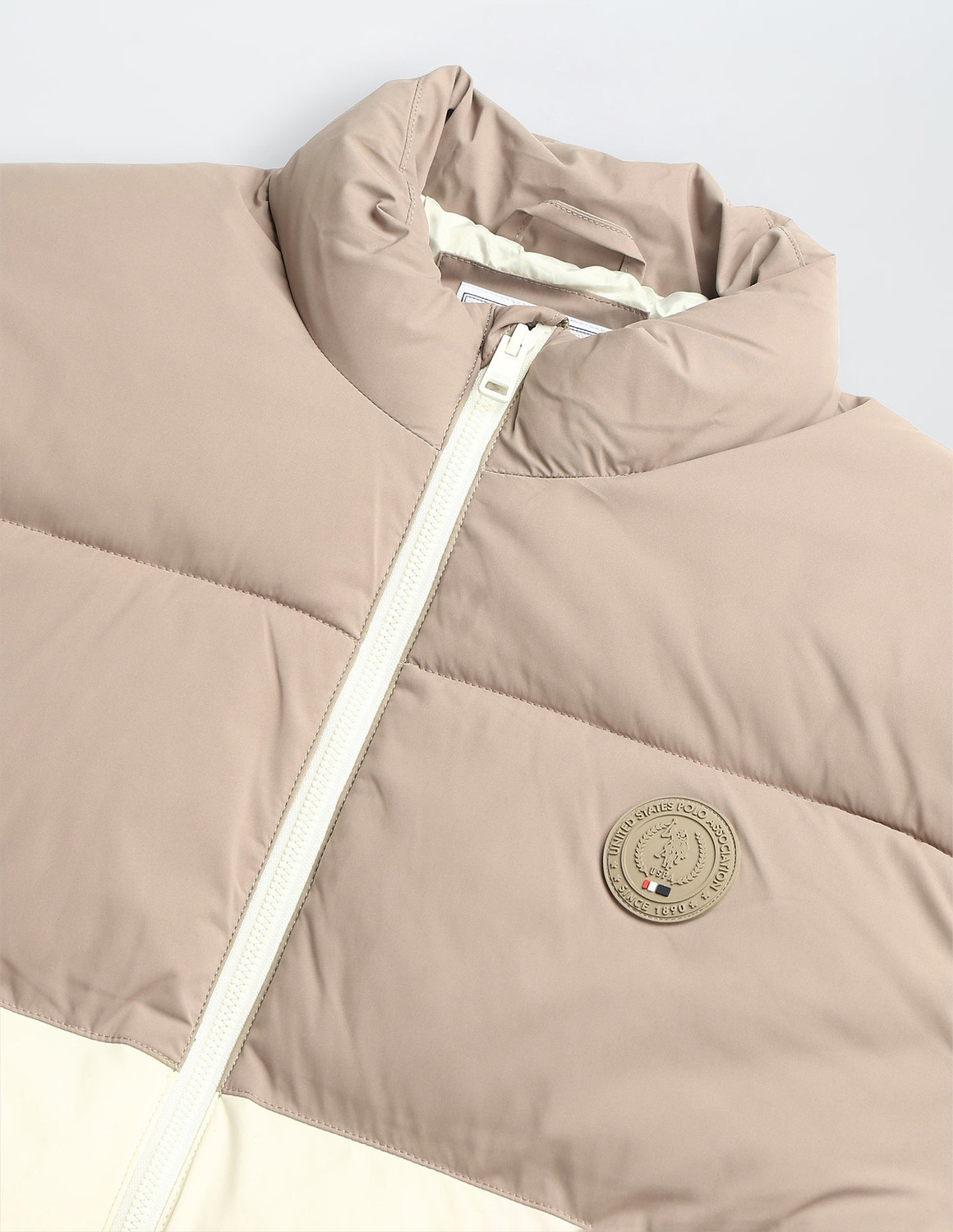 Image of U.S. POLO ASSN. Full Sleeve Colorblock Men Jacket