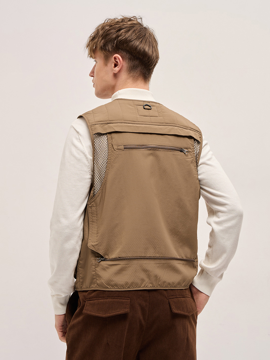 Image of THE BEAR HOUSE Sleeveless Solid Men Jacket