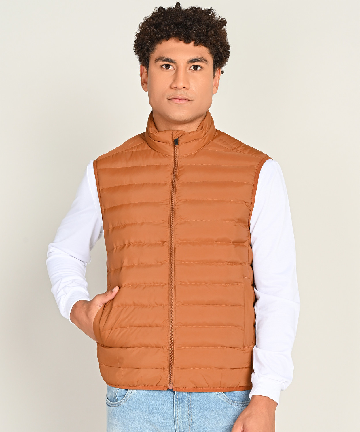 Image of LEVI'S Sleeveless Solid Men Jacket