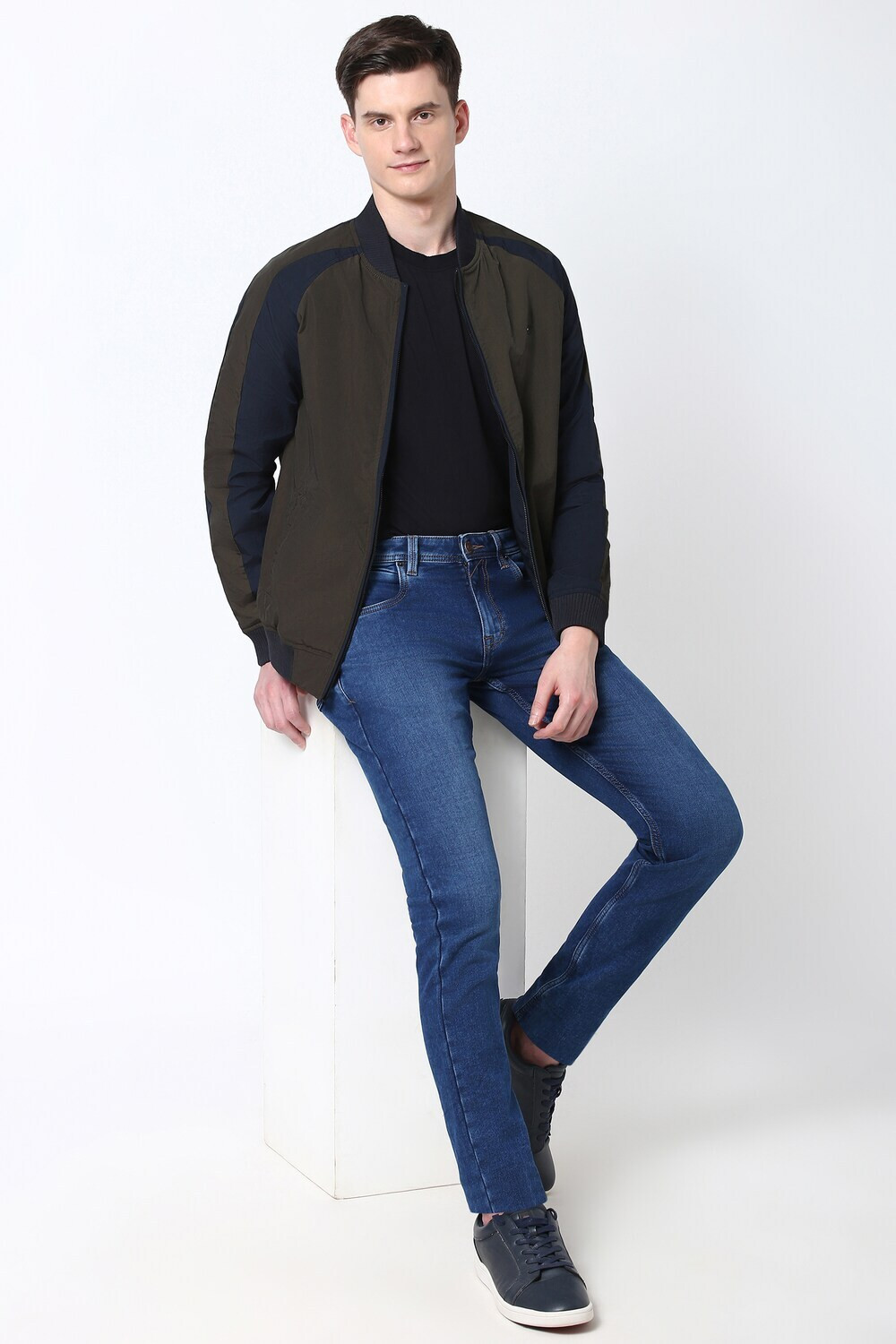 Image of PETER ENGLAND Full Sleeve Colorblock Men Jacket