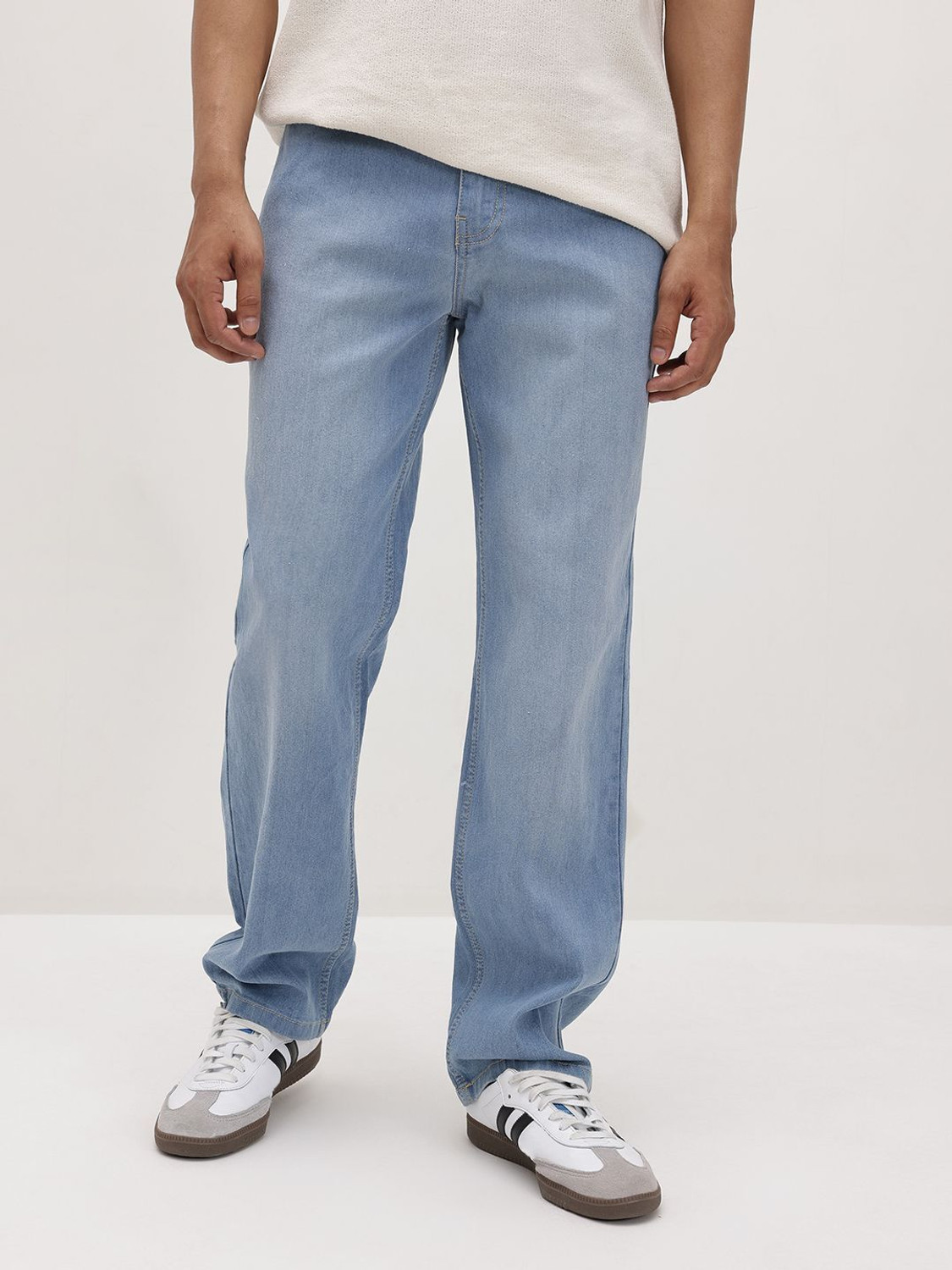 Image of Roadster Straight Fit Men Blue Jeans