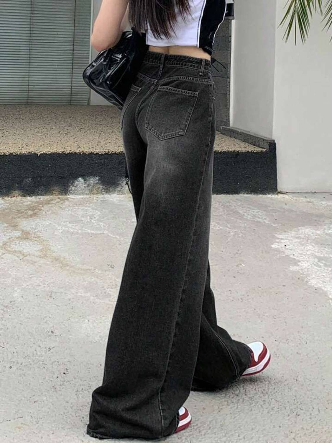HUNTER & HAYES Loose Fit Black Jeans - Image 2
