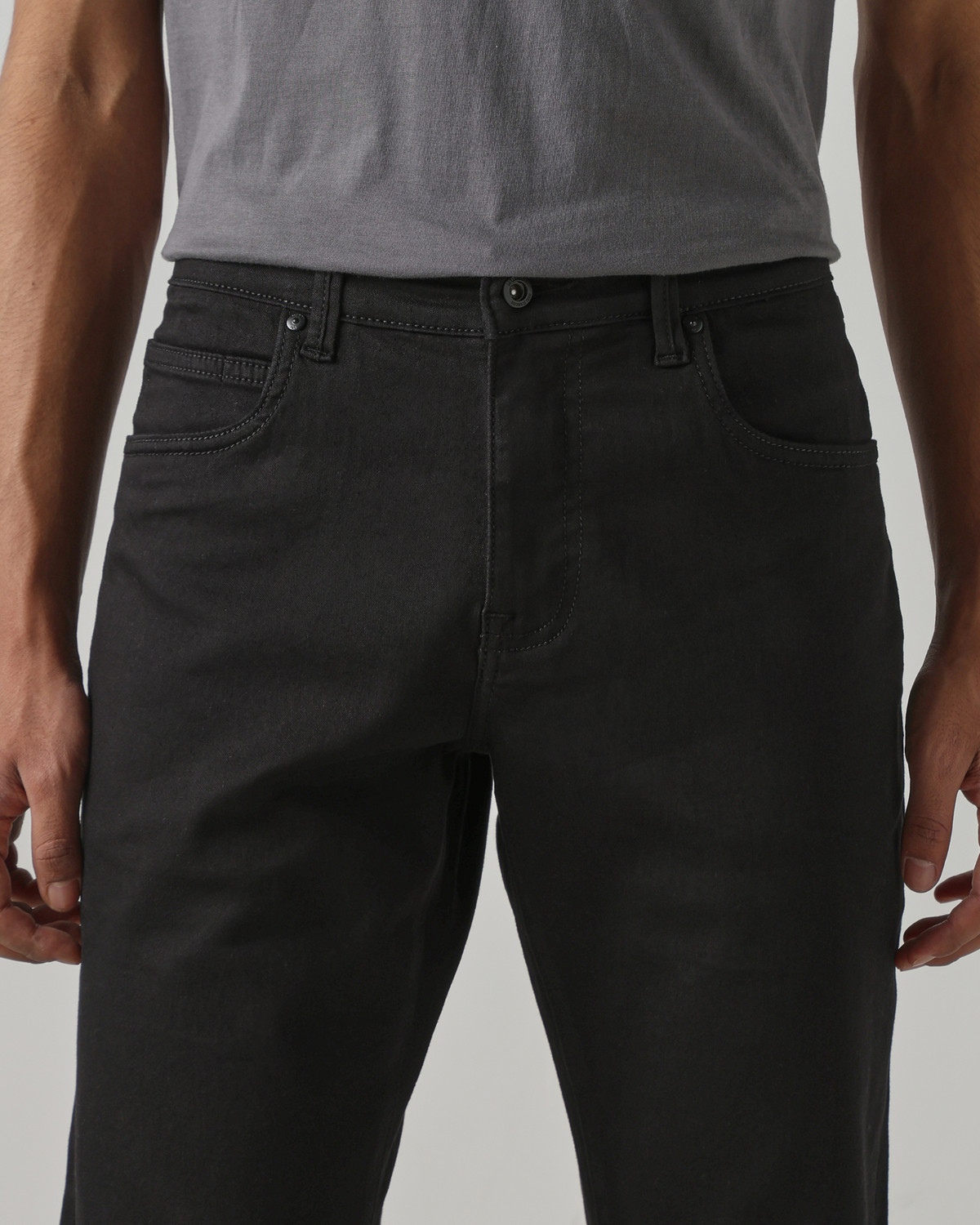 Image of MUFTI Men Straight Fit Mid Rise Black Jeans