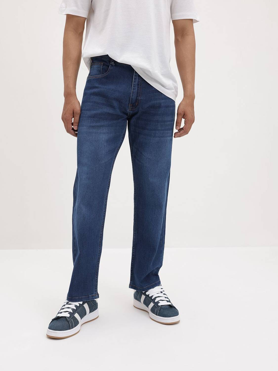 Roadster Relaxed Fit Men Blue Jeans - Image 2