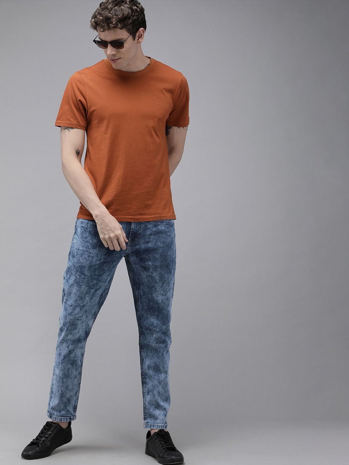 Image of Roadster Tapered Fit Men Blue Jeans