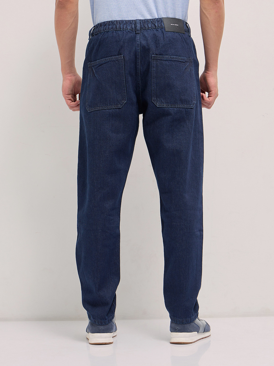 Image of THE BEAR HOUSE Relaxed Fit Men Dark Blue Jeans