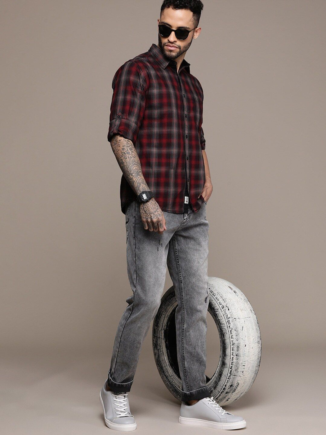 Image of Roadster Slim Men Grey Jeans
