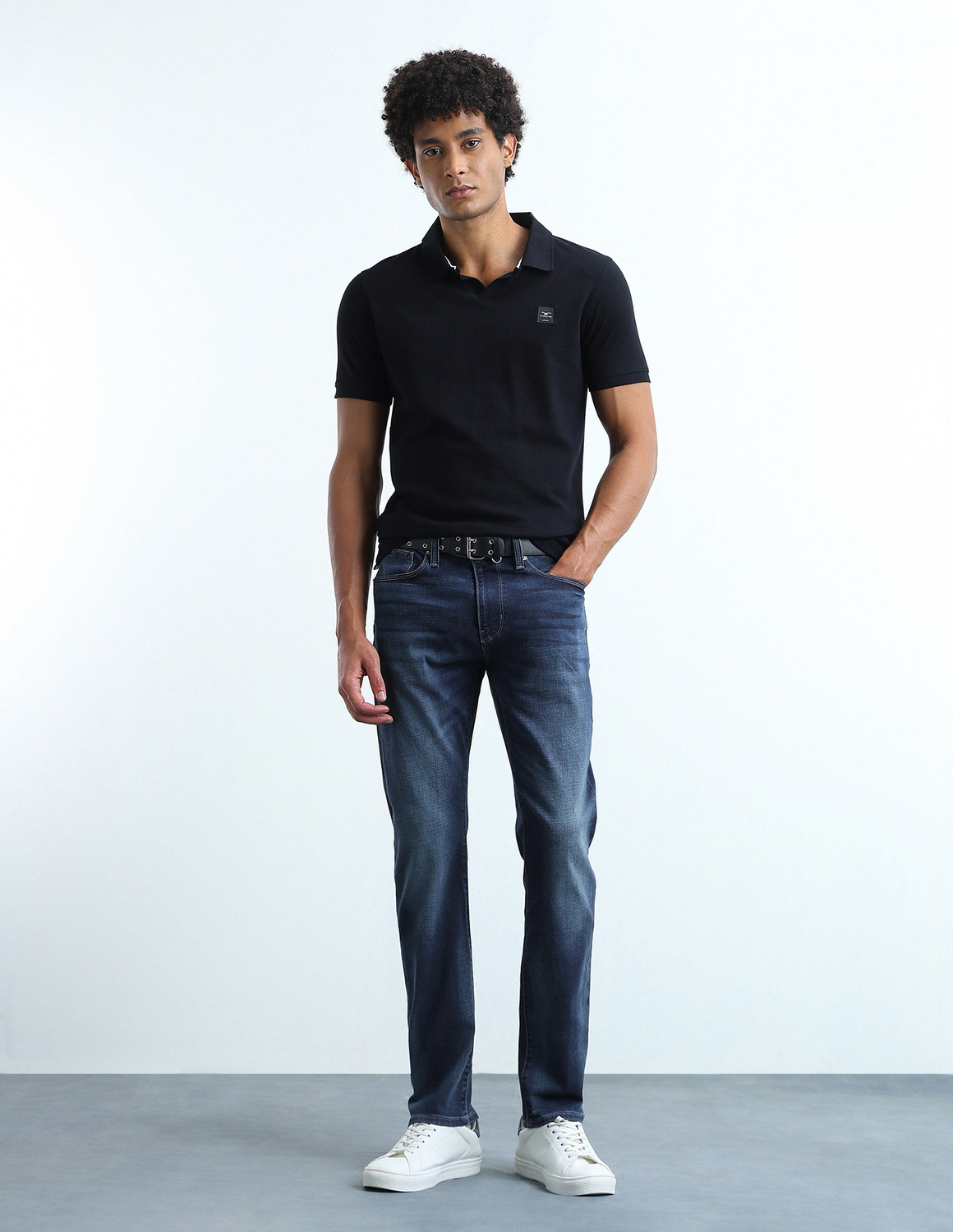 Image of FLYING MACHINE Straight Fit Men Blue Jeans