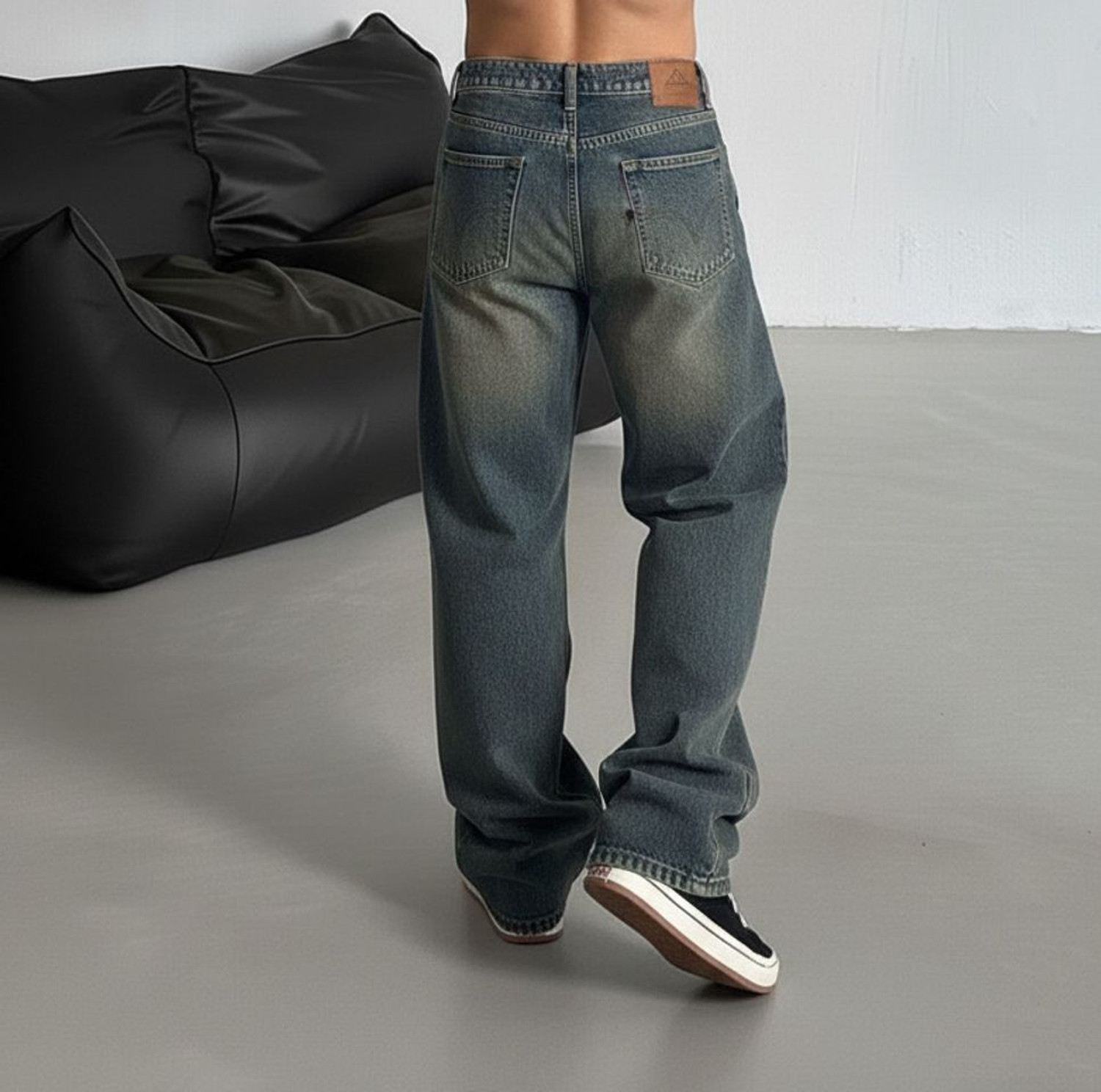 Image of FashionForward Straight Fit Men Dark Green Jeans