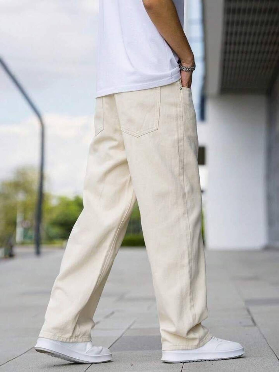 BELLV Straight Fit Men Beige Jeans - Image 3