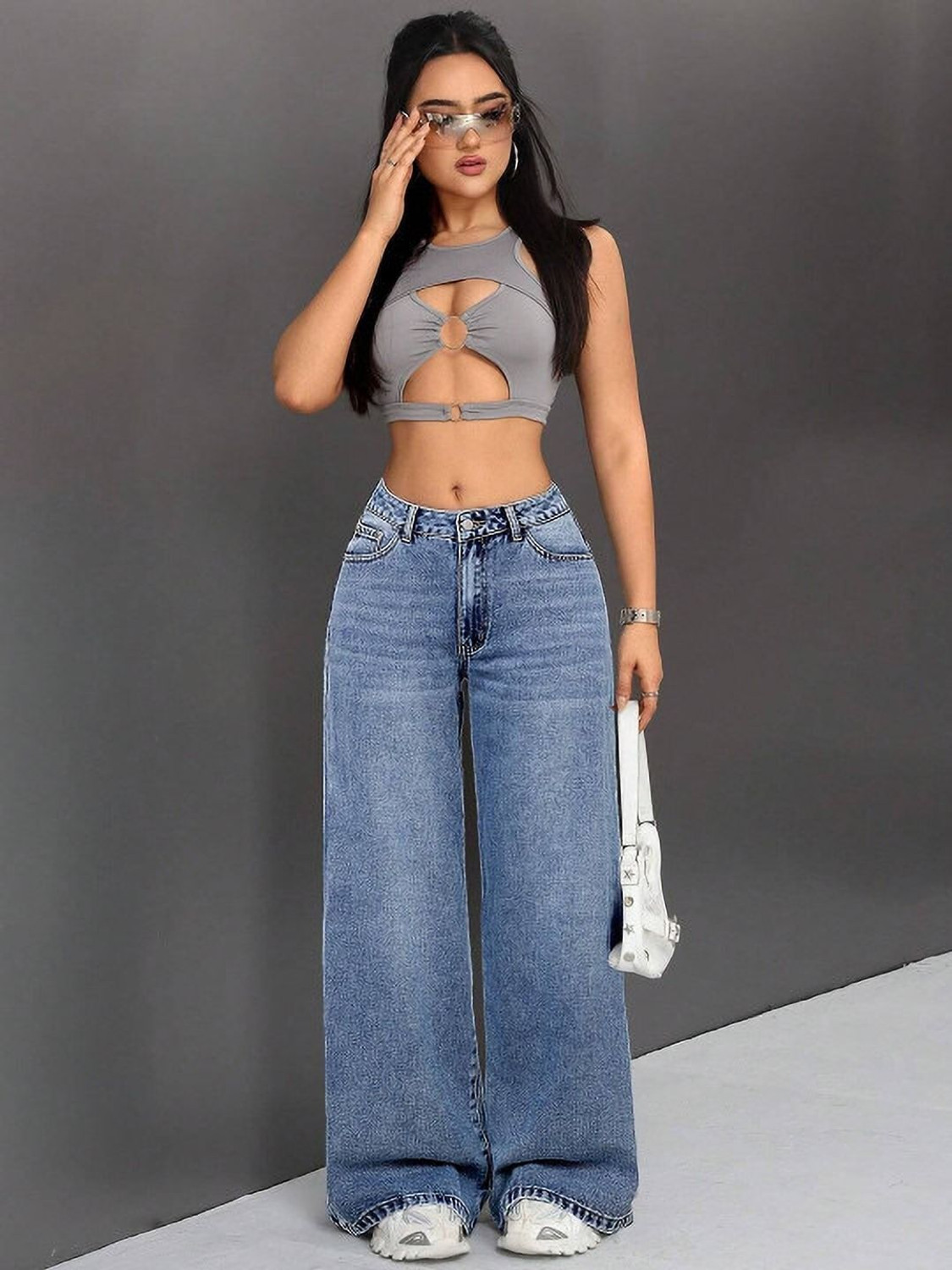 Image of TYFFYN Loose Fit Women Light Blue Jeans