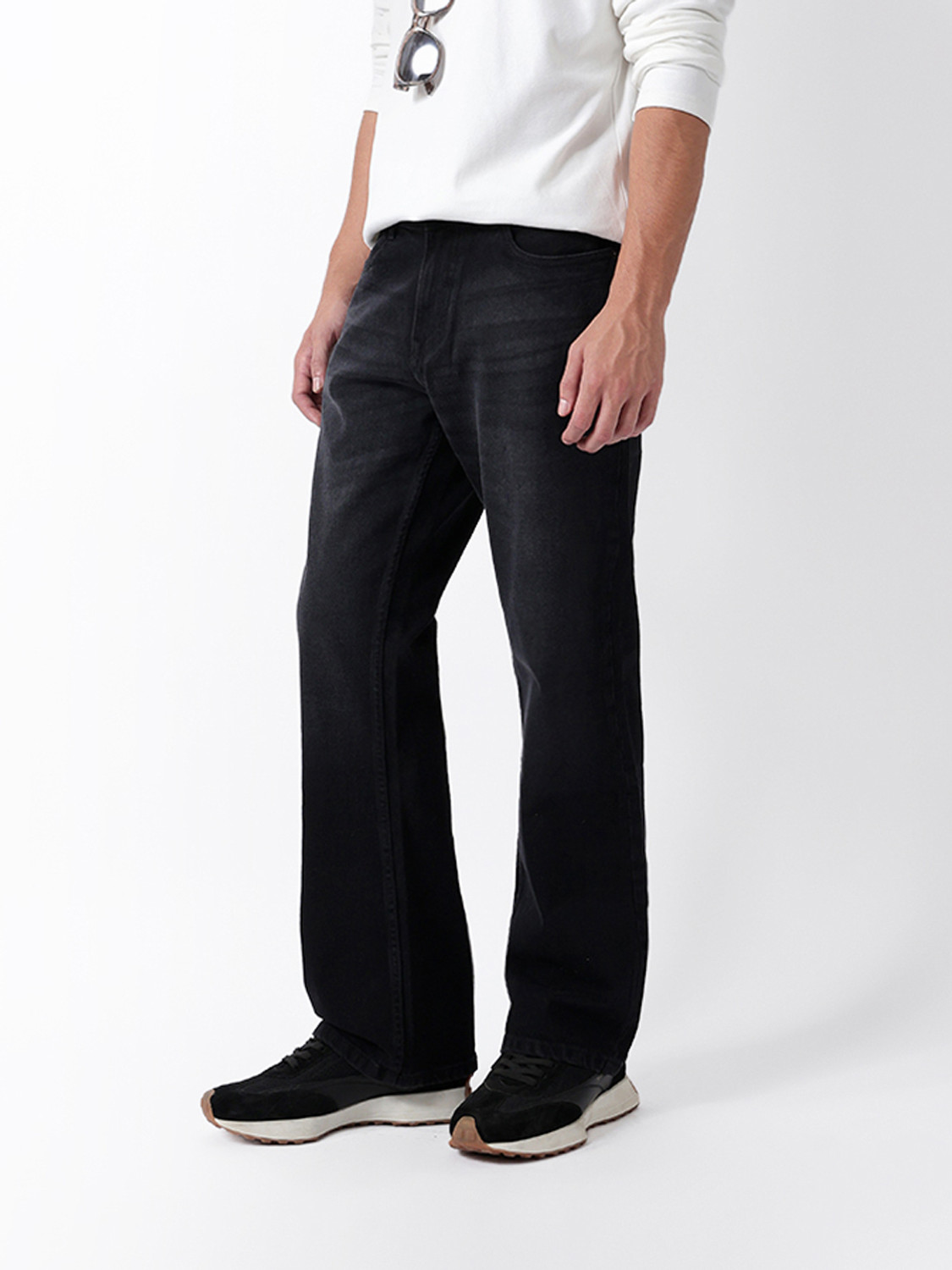 Image of THE BEAR HOUSE Boot-Leg Men Black Jeans