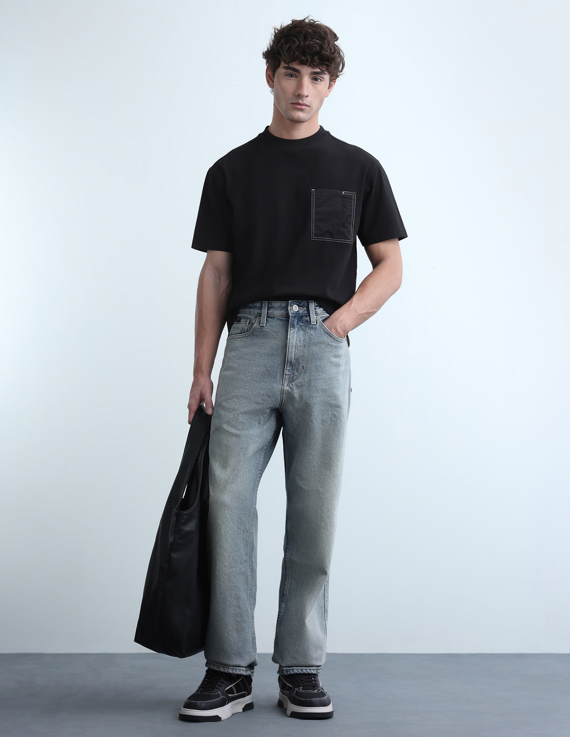 Image of FLYING MACHINE Loose Fit Men Blue Jeans
