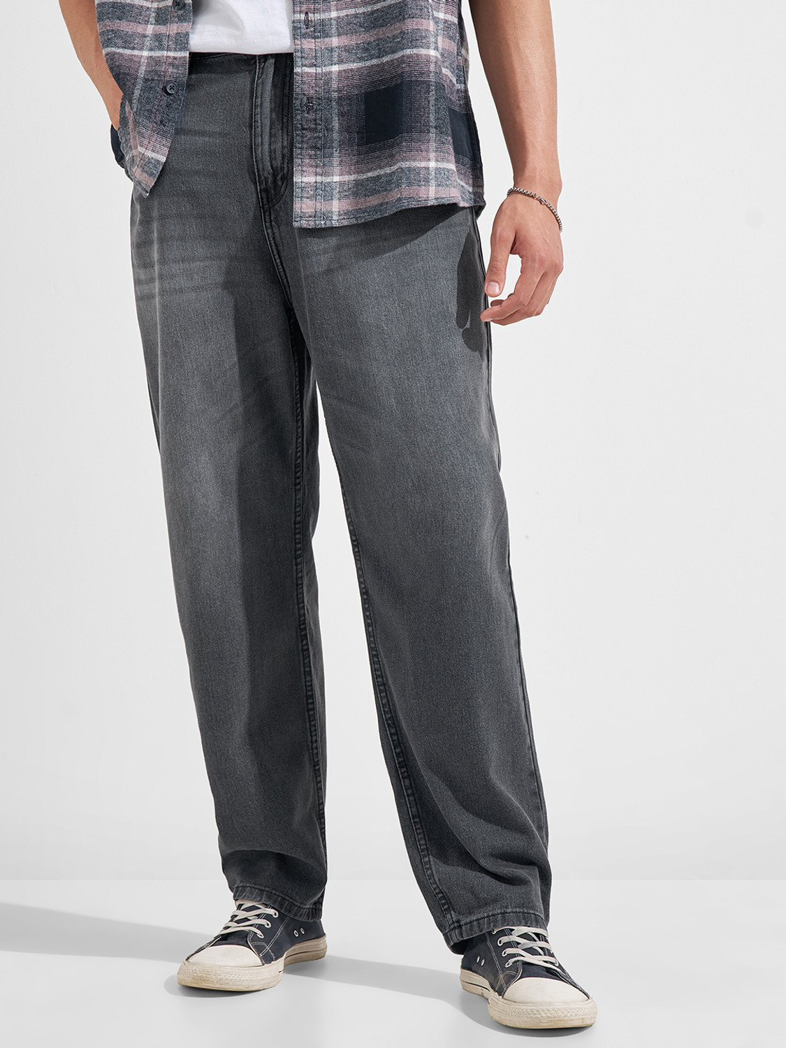Image of HIGHLANDER Straight Fit Men Grey Jeans