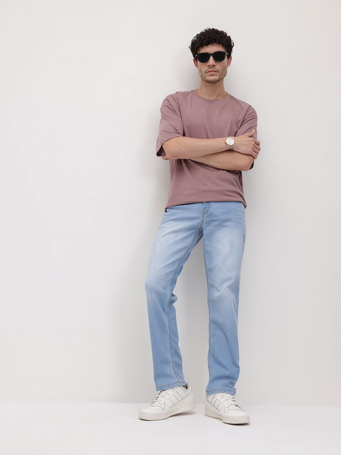 Image of Roadster Relaxed Fit Men Blue Jeans