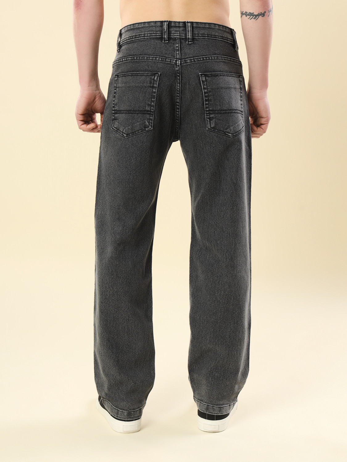 Image of UNITED DENIM Relaxed Fit Men Dark Grey Jeans