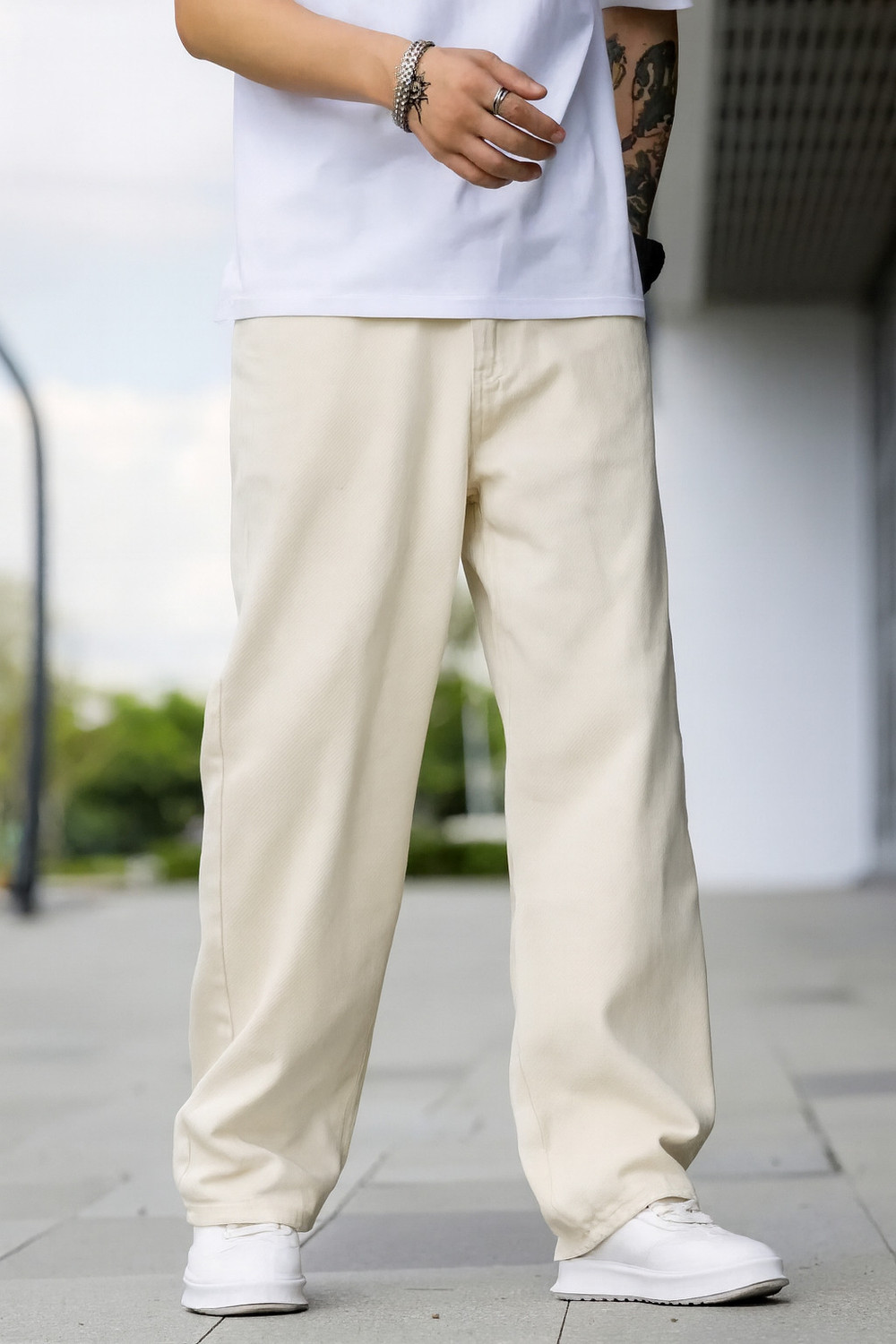 Image of markview Loose Fit Men Beige Jeans