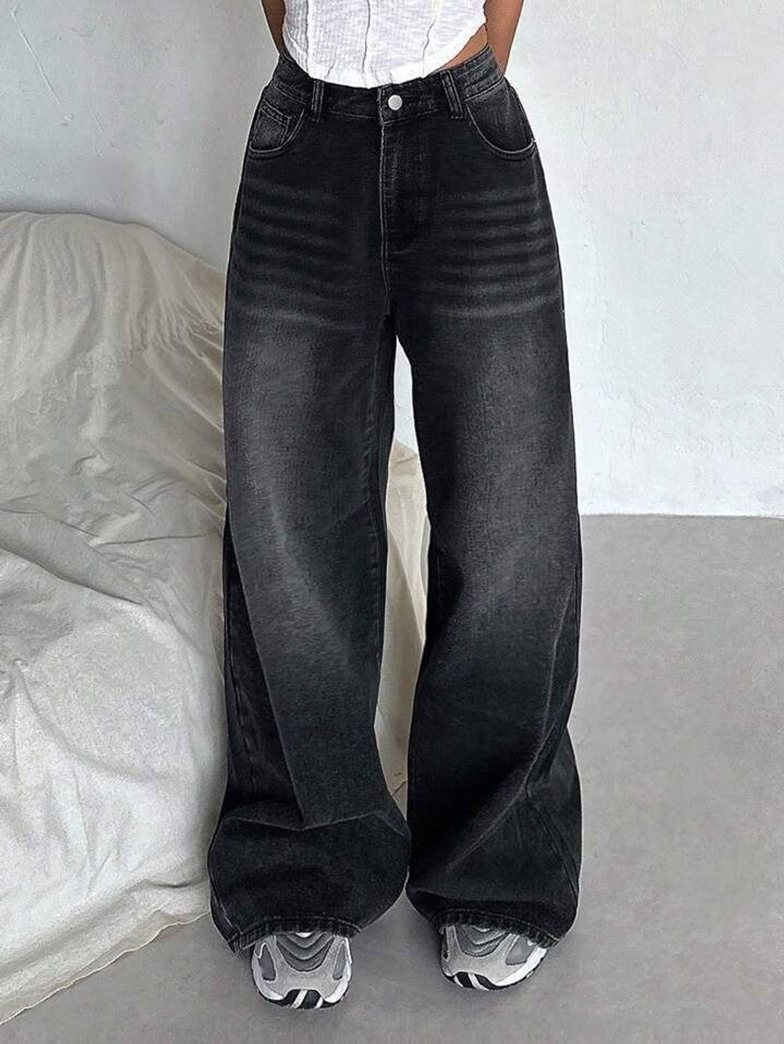 H&H Baggy Fit Women Black Jeans - Image 1