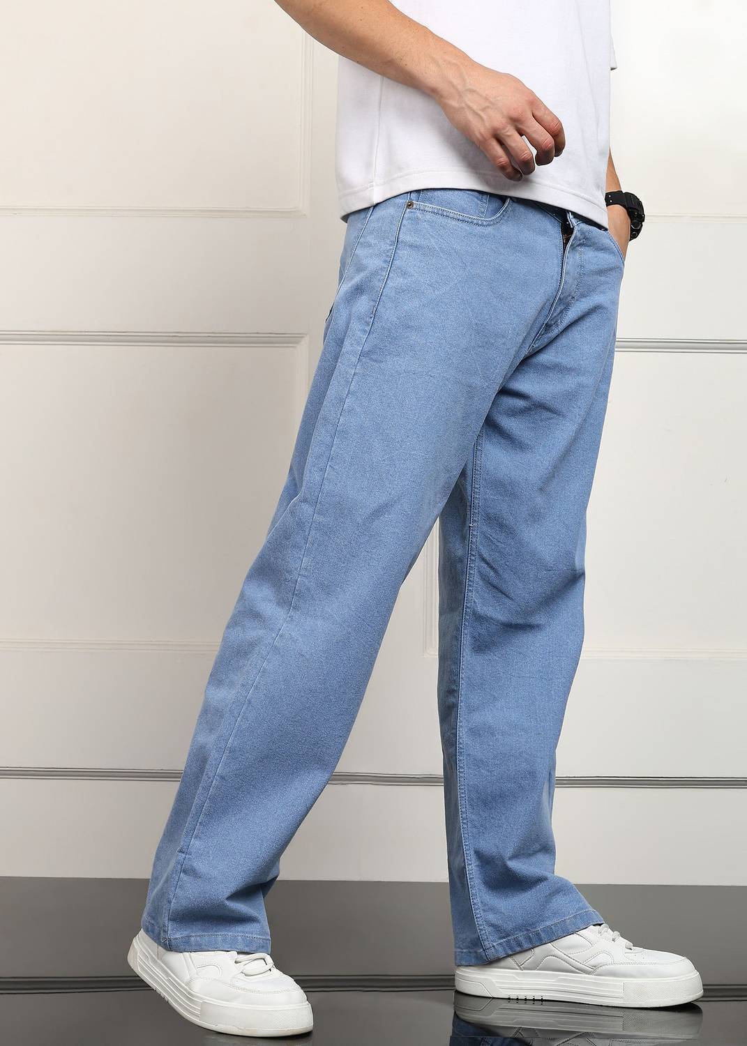 HANGERHOOD Straight Fit Men Light Blue Jeans - Image 5