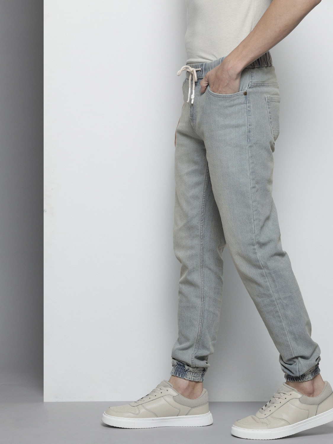Image of The Indian Garage Co. Jogger Fit Men Blue Jeans