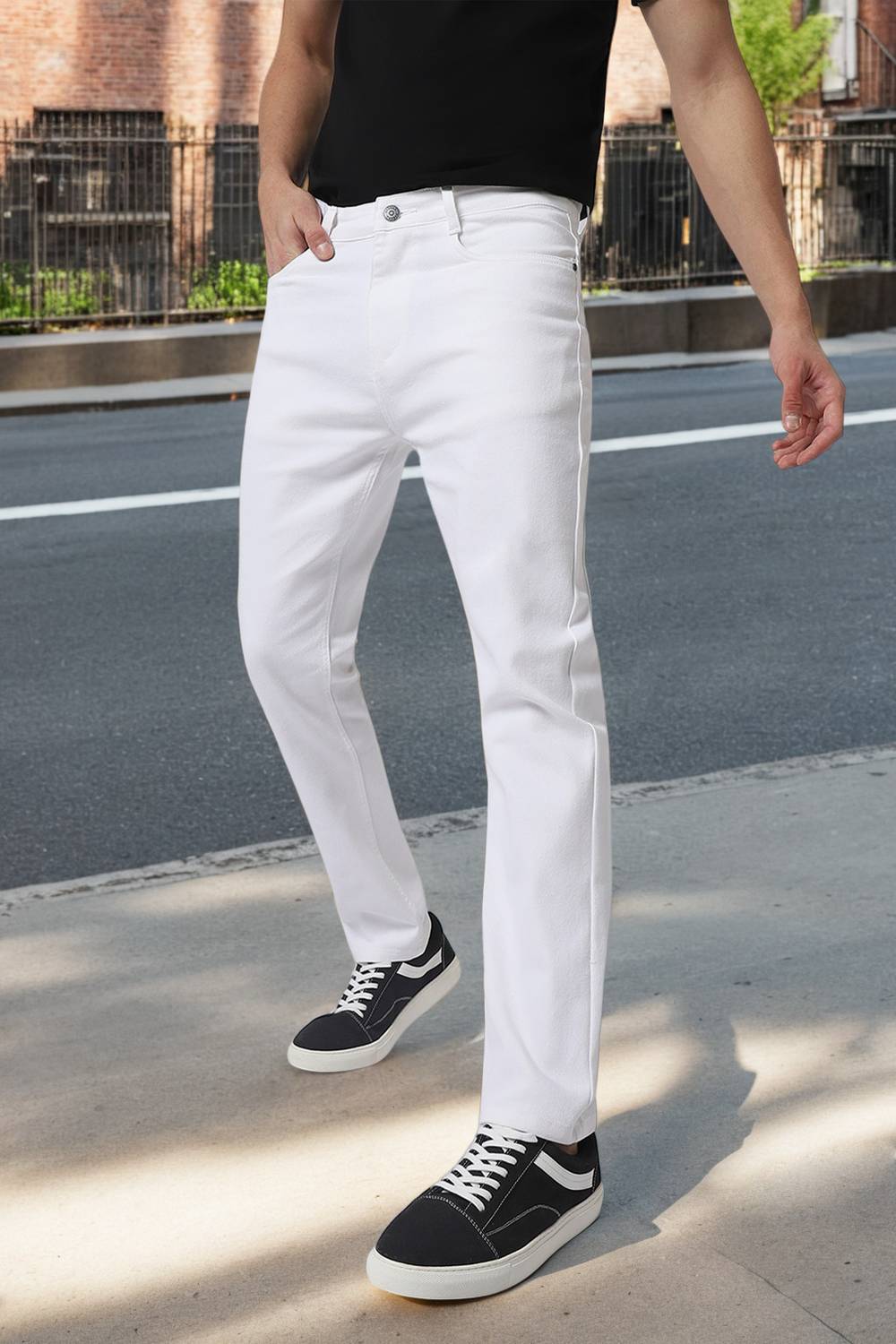 Urbano Fashion Men Slim Mid Rise White Jeans