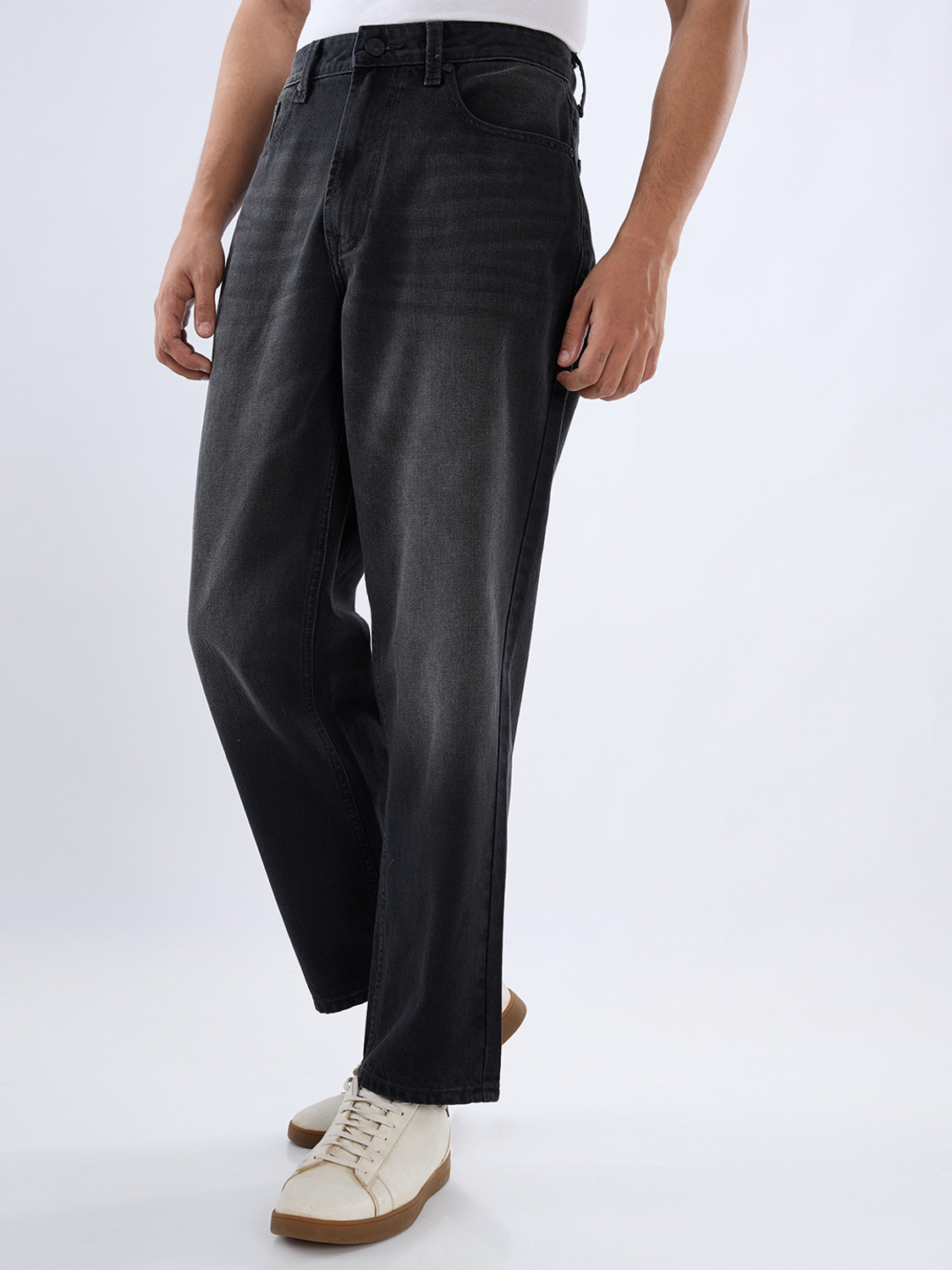Image of Spykar Loose Fit Men Black Jeans