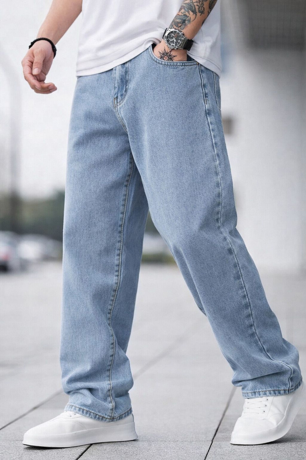 Image of ZARUME Straight Fit Men Light Blue Jeans